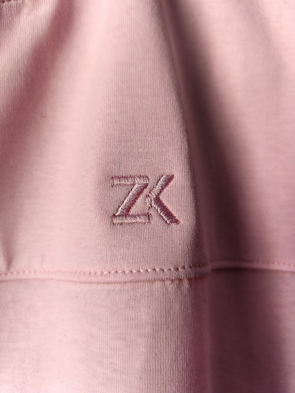 Camiseta Detalhada no Peito - Rosa Bebê