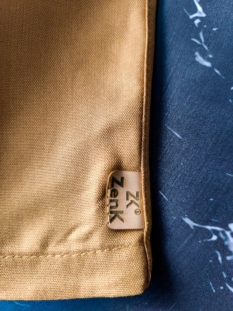 Short Casual com Etiqueta Lateral - Safari