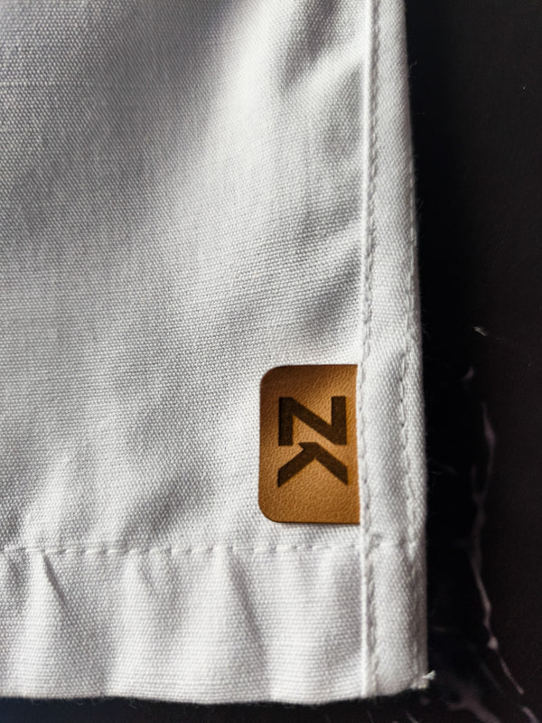 Short Casual Com Etiqueta Lateral ZenK - Branco